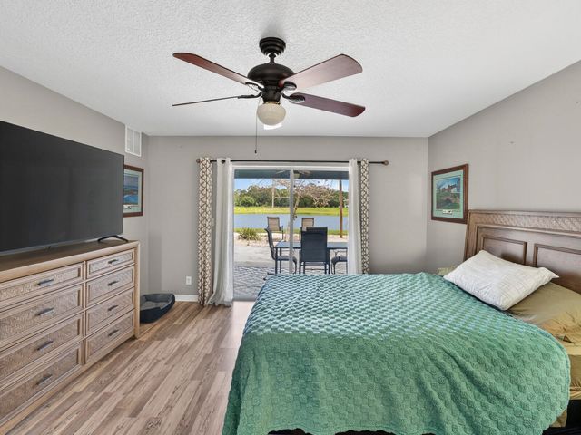 531 High Hawk Circle, Vero Beach, FL 32962