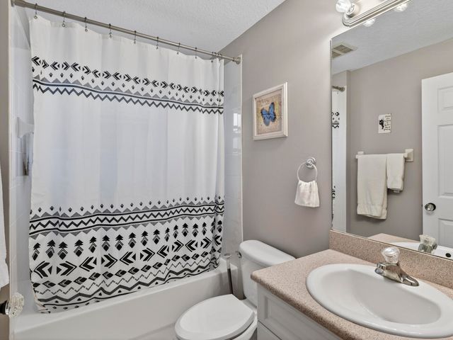 531 High Hawk Circle, Vero Beach, FL 32962