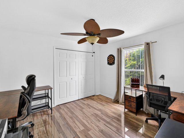 531 High Hawk Circle, Vero Beach, FL 32962