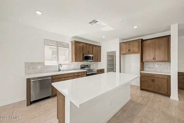 18347 W VILLA CHULA Lane, Surprise, AZ 85387