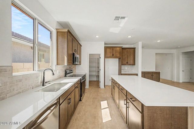 18347 W VILLA CHULA Lane, Surprise, AZ 85387