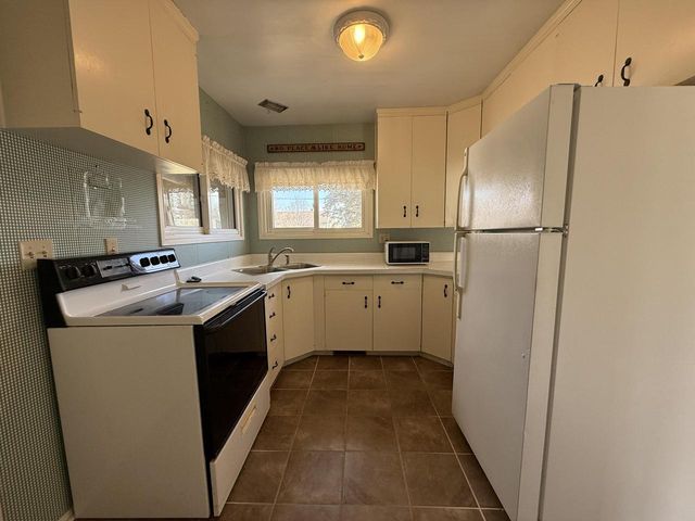 1337 N 9th STREET, Manitowoc, WI 54220