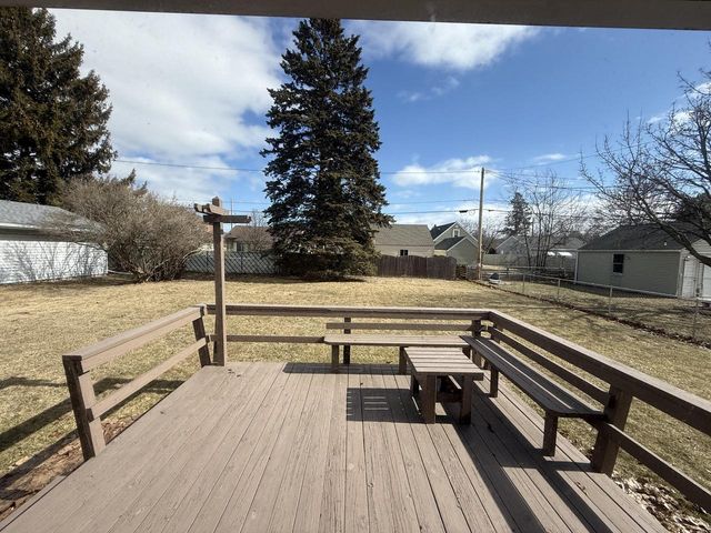 1337 N 9th STREET, Manitowoc, WI 54220