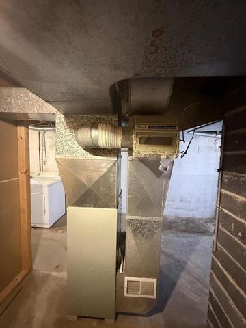 1337 N 9th STREET, Manitowoc, WI 54220