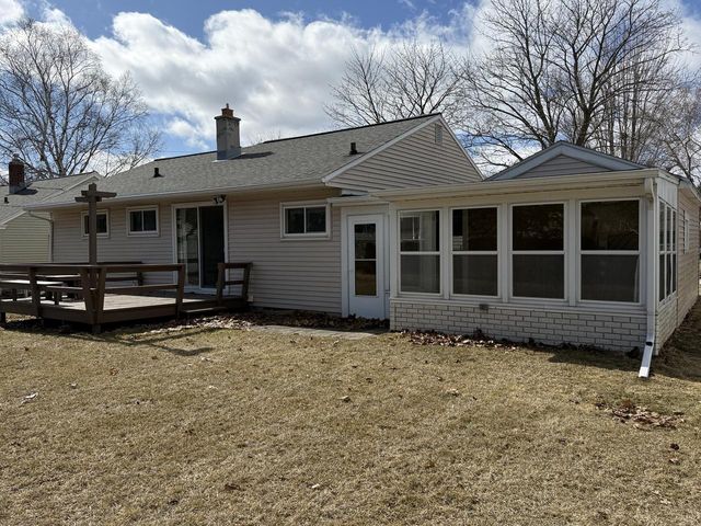 1337 N 9th STREET, Manitowoc, WI 54220