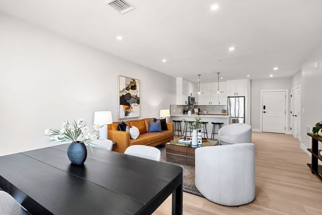 27 Guild Street 107, Boston, MA 02119