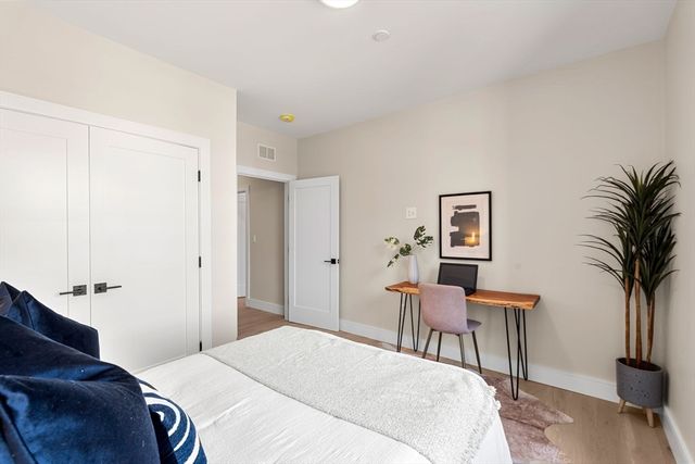 27 Guild Street 107, Boston, MA 02119