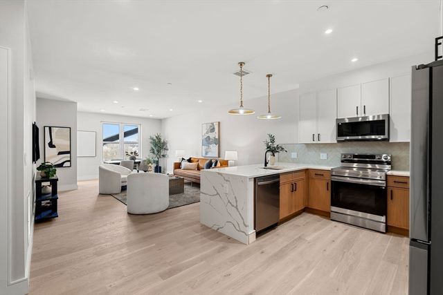 27 Guild Street 107, Boston, MA 02119