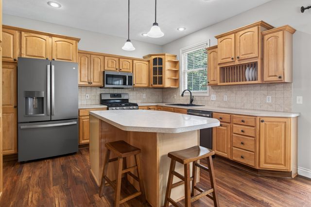 1837 Land Ridge Drive Sw, Byron Twp, MI 49315