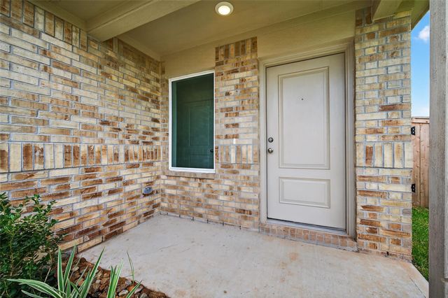 102 Cedar Elm Court, Magnolia, TX 77354