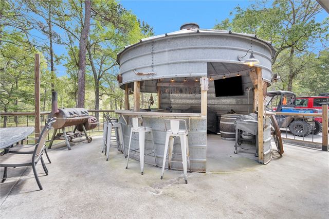 17174 Tierra Buena Drive, Plantersville, TX 77363