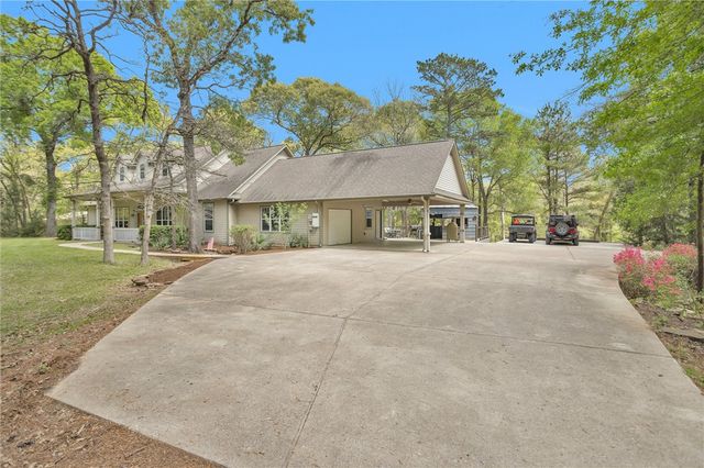 17174 Tierra Buena Drive, Plantersville, TX 77363