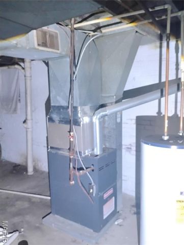 3901 Sherman Place, St Louis, MO 63107