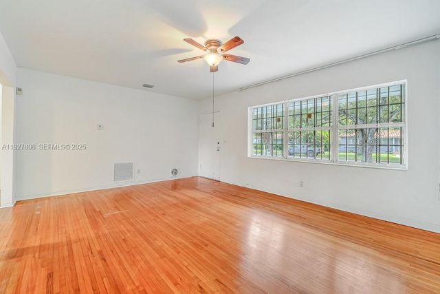 113 NW 107th St, Miami Shores, FL 33168