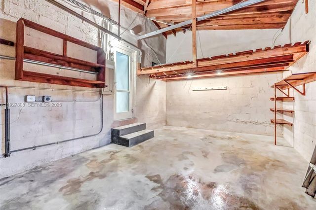 113 NW 107th St, Miami Shores, FL 33168