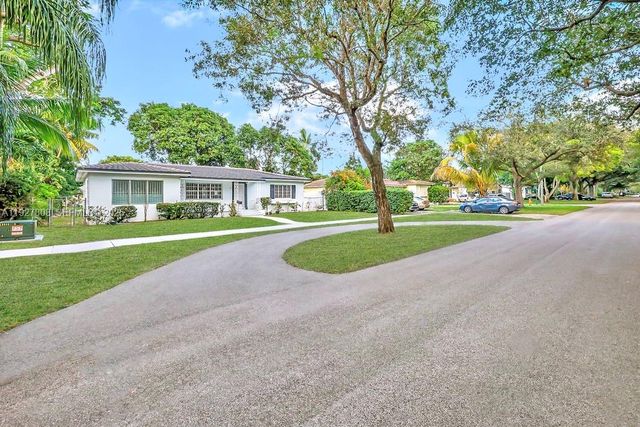 113 NW 107th St, Miami Shores, FL 33168