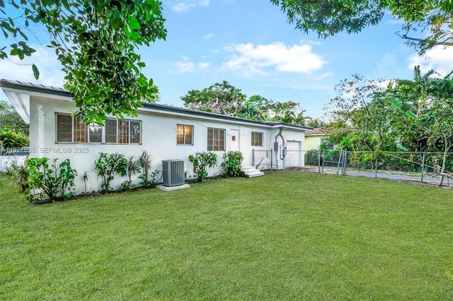 113 NW 107th St, Miami Shores, FL 33168