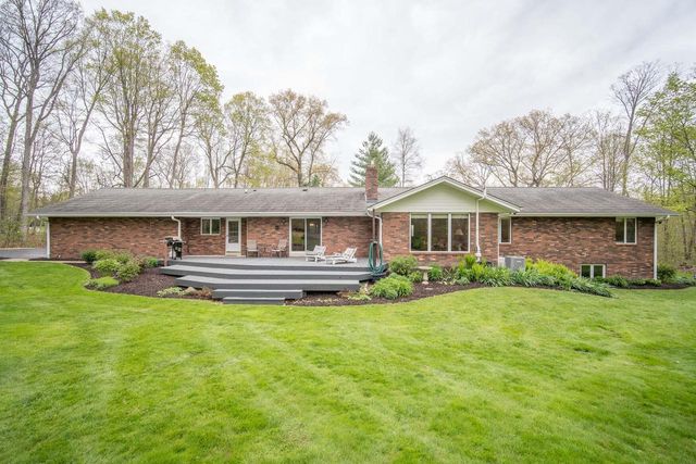 5307 Woodstone DRIVE, Slinger, WI 53086