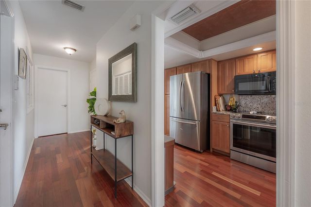 2609 W BALLAST POINT BOULEVARD, Tampa, FL 33611