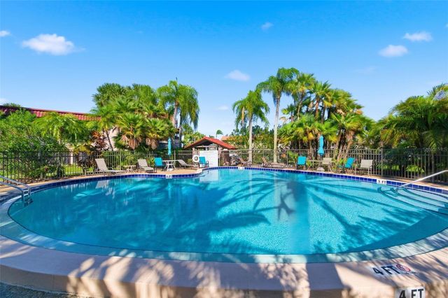 1009 S BAYSHORE BOULEVARD 204, Safety Harbor, FL 34695