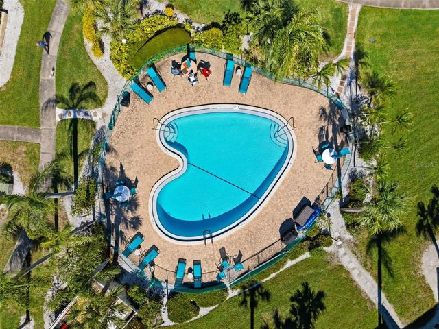 1009 S BAYSHORE BOULEVARD 204, Safety Harbor, FL 34695