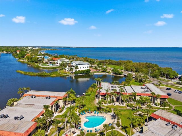1009 S BAYSHORE BOULEVARD 204, Safety Harbor, FL 34695