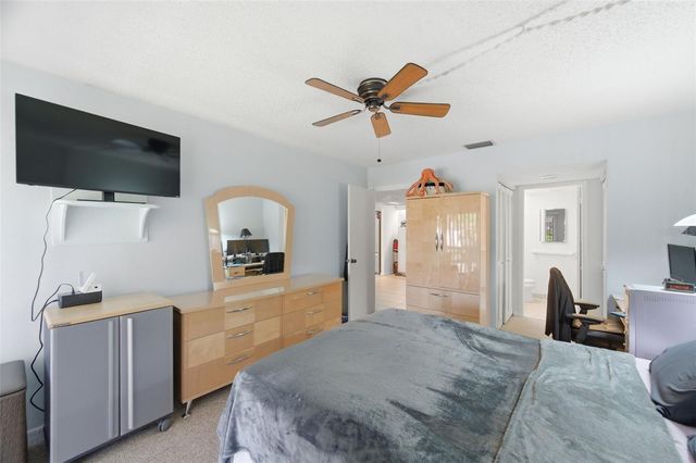 1009 S BAYSHORE BOULEVARD 204, Safety Harbor, FL 34695