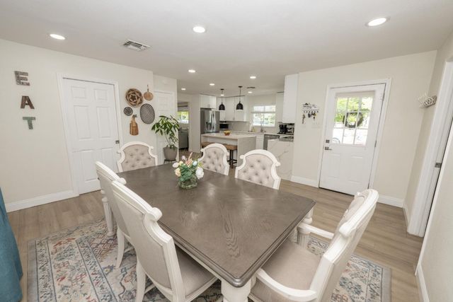 2064 Ashlan Avenue, Clovis, CA 93611