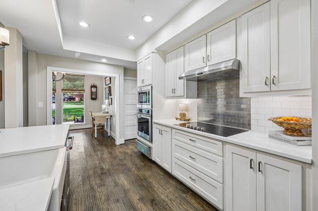 925 Meadow Drive, Copper Canyon, TX 75077