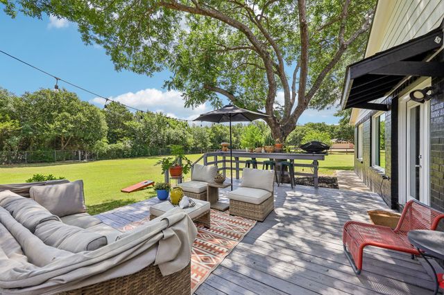 925 Meadow Drive, Copper Canyon, TX 75077