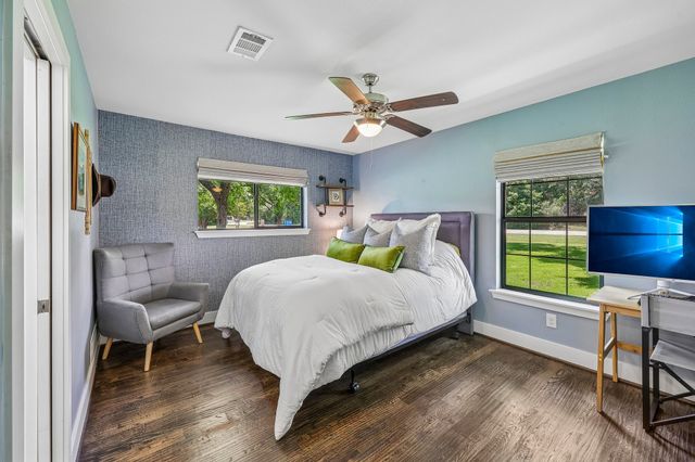925 Meadow Drive, Copper Canyon, TX 75077