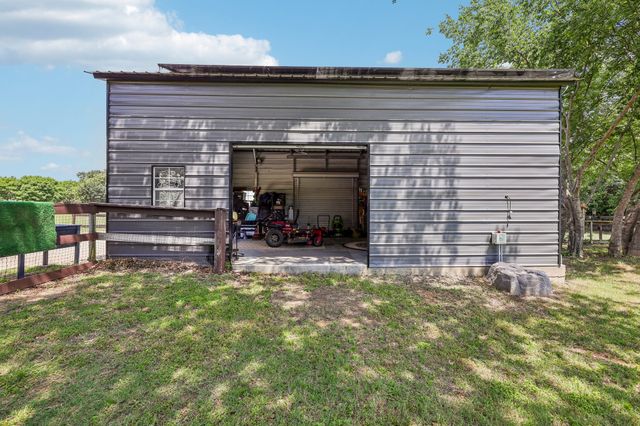 925 Meadow Drive, Copper Canyon, TX 75077
