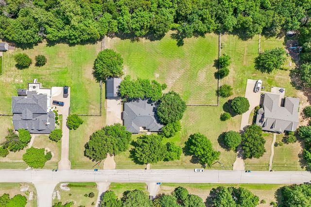 925 Meadow Drive, Copper Canyon, TX 75077