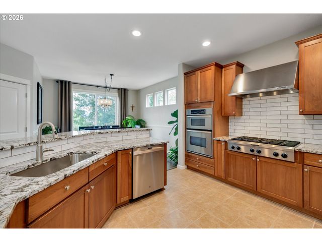 12720 Se DREAM WEAVER Ct, Happy Valley, OR 97086
