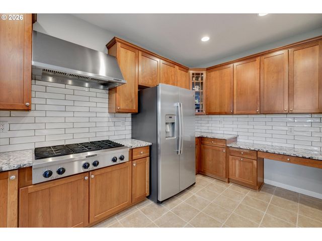12720 Se DREAM WEAVER Ct, Happy Valley, OR 97086