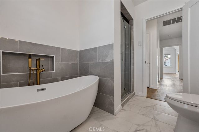 1937 W 80th Street, Los Angeles, CA 90047