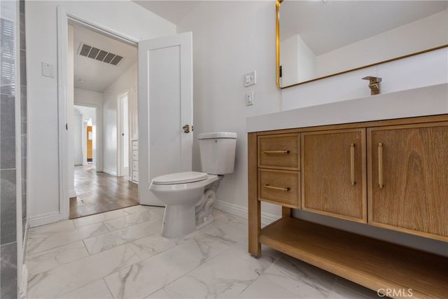 1937 W 80th Street, Los Angeles, CA 90047