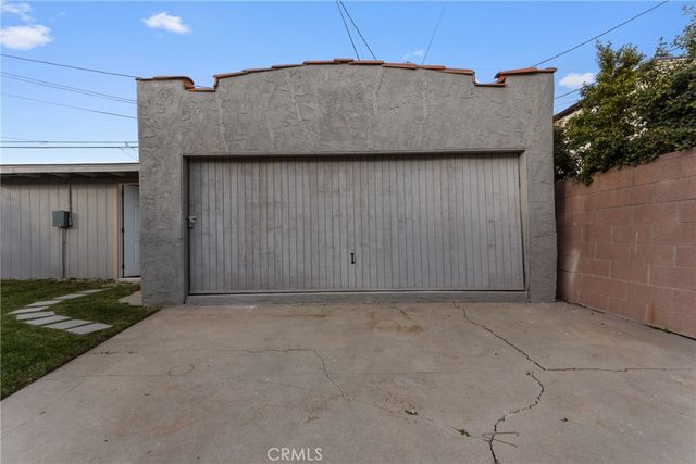 1937 W 80th Street, Los Angeles, CA 90047