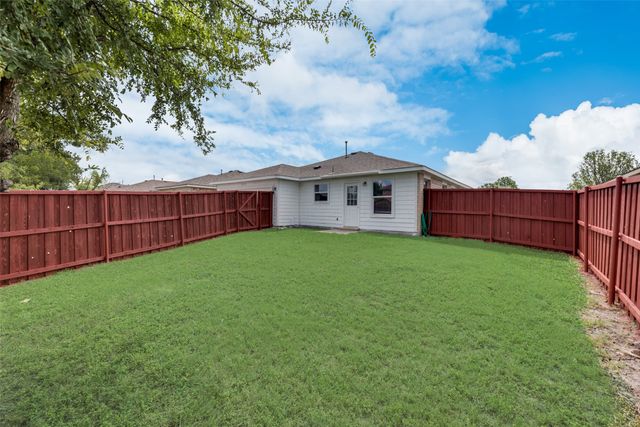 2133 Lone Pecan Drive, Mesquite, TX 75181