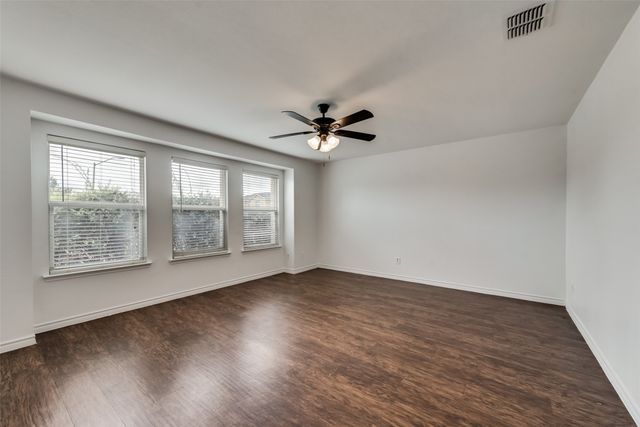 2133 Lone Pecan Drive, Mesquite, TX 75181