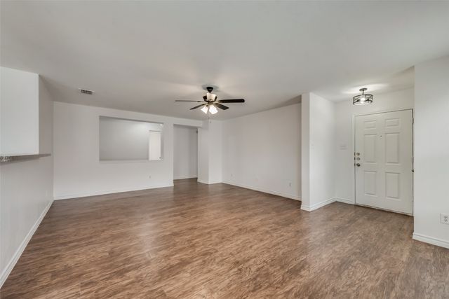 2133 Lone Pecan Drive, Mesquite, TX 75181
