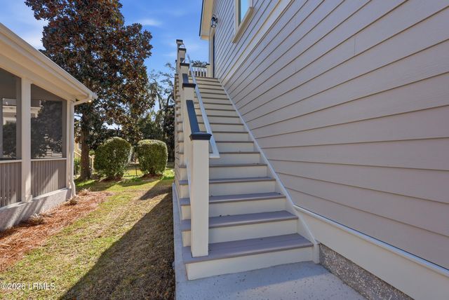 62 Wrights Point Circle, Beaufort, SC 29902