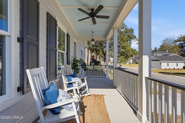 62 Wrights Point Circle, Beaufort, SC 29902