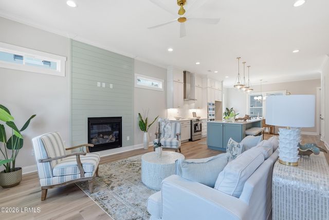 62 Wrights Point Circle, Beaufort, SC 29902