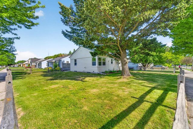 3204 Lasalle STREET, Racine, WI 53402