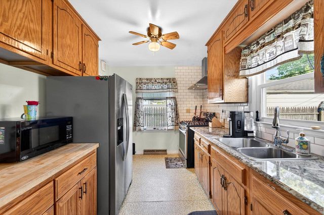 3204 Lasalle STREET, Racine, WI 53402