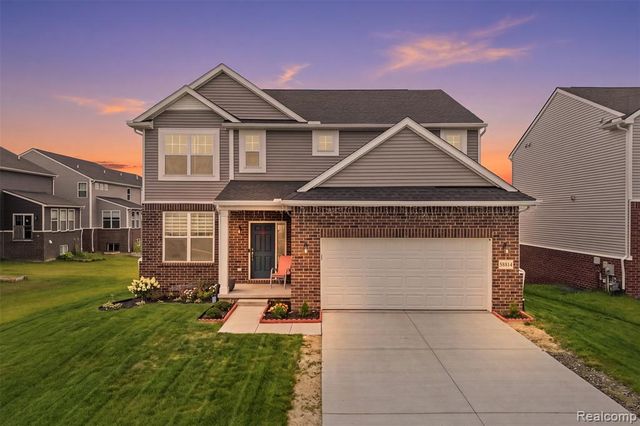 58814 Falabella Drive, South Lyon, MI 48178