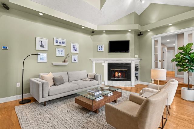 20 Patton Woods Road, Charlotte, VT 05445