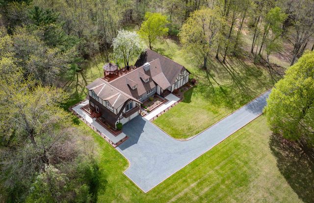 20 Patton Woods Road, Charlotte, VT 05445