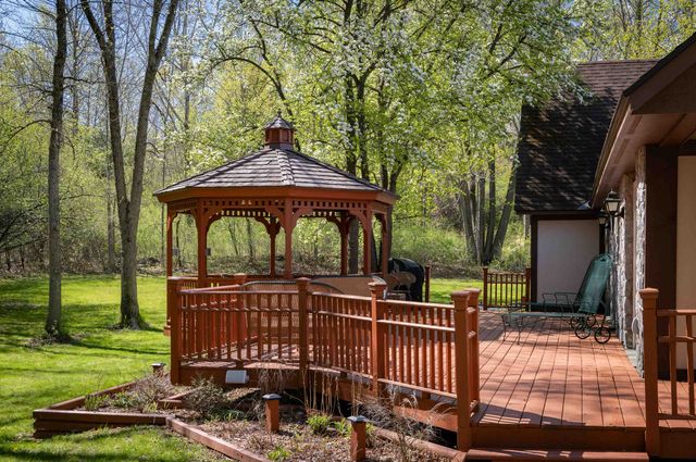 20 Patton Woods Road, Charlotte, VT 05445